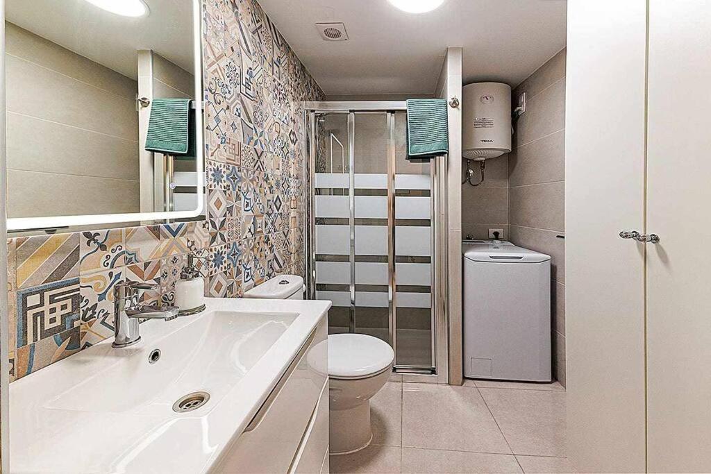 Apartamento Peka'S Place ปลายา เดล อิงเกลส ภายนอก รูปภาพ